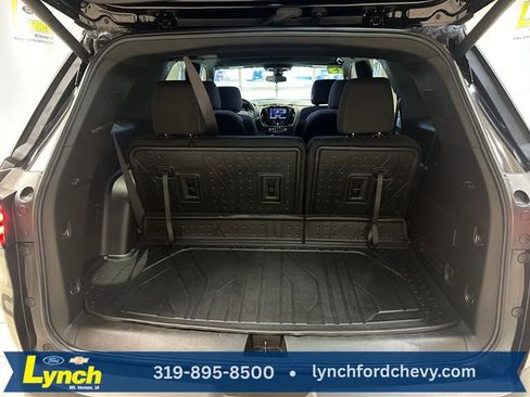 Used 2023 Chevrolet Traverse LT w/ Midnight/Sport Edition image 22