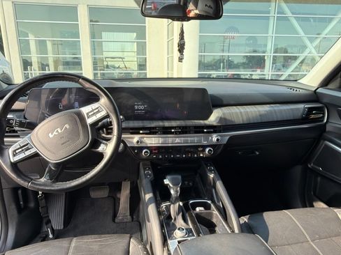 Certified 2023 Kia Telluride EX w/ EX Captain's Chair Package AWD/4WD image 7