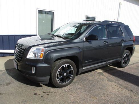 Used 2017 GMC Terrain SLT w/ Open Road Package AWD/4WD image 2