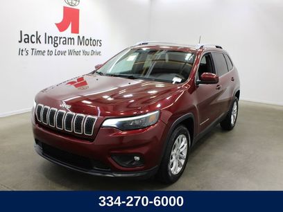 Used 2019 Jeep Cherokee Latitude w/ Popular Appearance Group