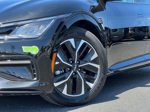 Certified 2023 Kia EV6 GT-Line w/ GT-Line Suede Seat Package RWD image 2