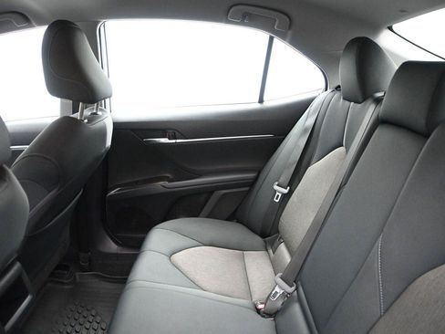 Used 2023 Toyota Camry LE AWD/4WD image 11