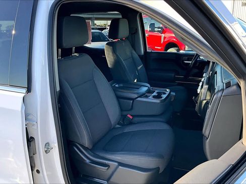 Used 2020 GMC Sierra 1500 SLE w/ SLE Value Package image 8