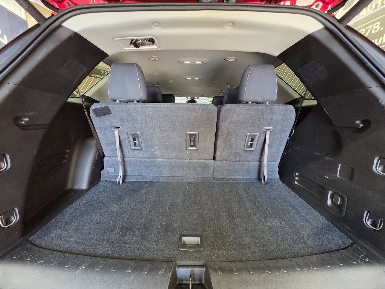 Used 2019 Chevrolet Traverse LT FWD image 30