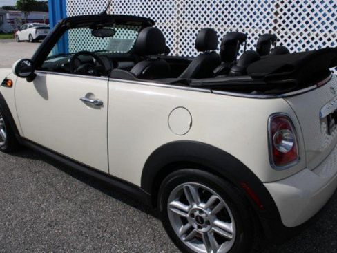 Used 2015 MINI Cooper Convertible image 5