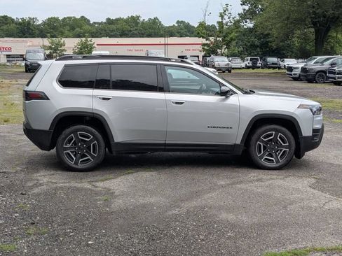 New 2026 Jeep Cherokee Limited AWD/4WD image 2