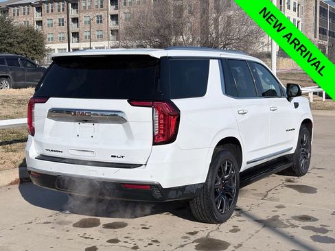 Used 2023 GMC Yukon SLT w/ SLT Luxury Package image 4