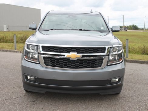 Used 2018 Chevrolet Tahoe LT image 3