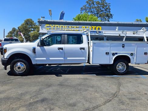 Used 2019 Ford F350 XL AWD/4WD image 2