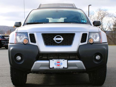 Used 2015 Nissan Xterra S w/ Value Package image 2