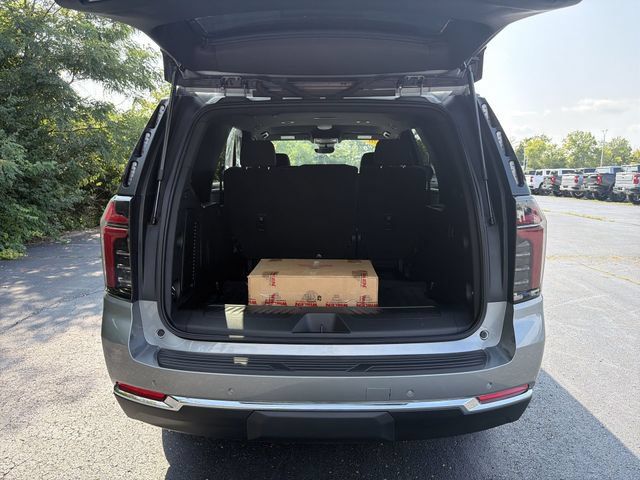 Used 2025 Chevrolet Tahoe 4WD image 15