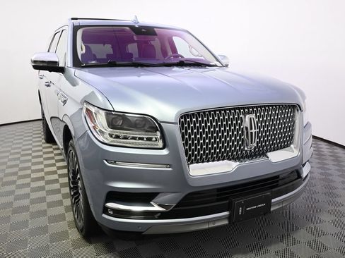 Used 2020 Lincoln Navigator Black Label w/ Cargo Convenience Package AWD/4WD image 9