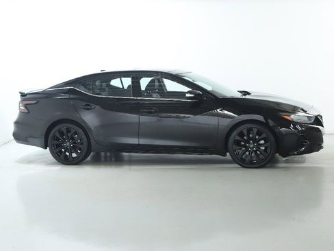 Certified 2023 Nissan Maxima SR w/ Sport Mat Group image 11