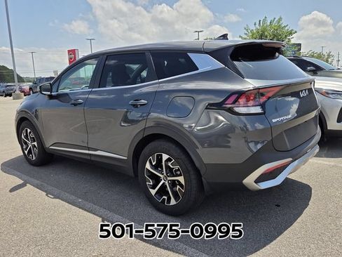 Used 2024 Kia Sportage EX FWD image 3