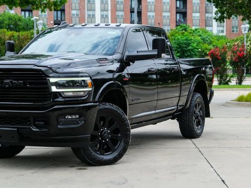 Used 2019 RAM 2500 Laramie AWD/4WD image 9