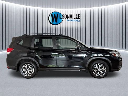 Used 2020 Subaru Forester Premium AWD/4WD image 15