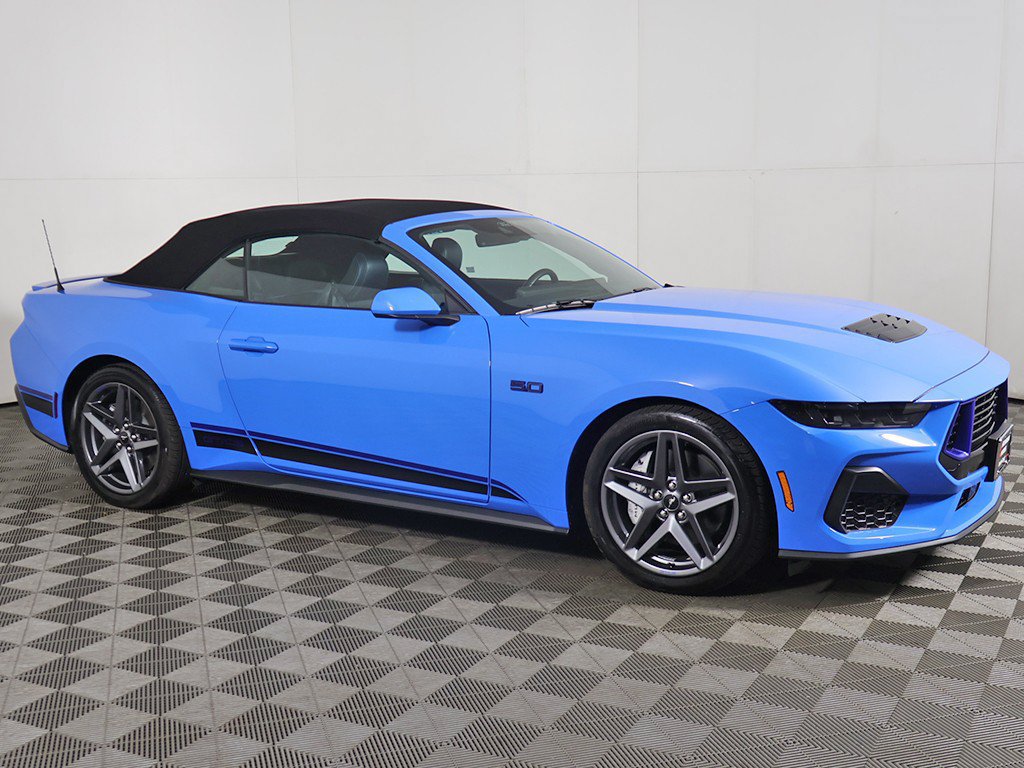 Used 2025 Ford Mustang GT Premium w/ California Special Package RWD image 21