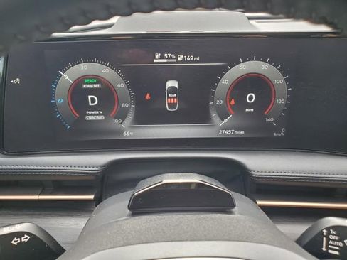 Certified 2023 Nissan Ariya FWD image 33