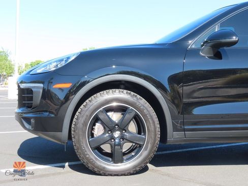 Used 2015 Porsche Cayenne Diesel image 19