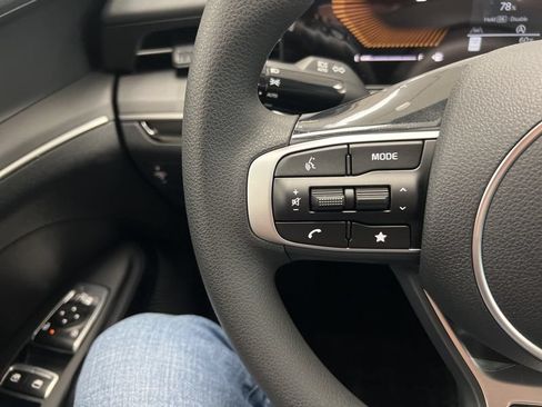 New 2026 Kia K5 LXS FWD image 21