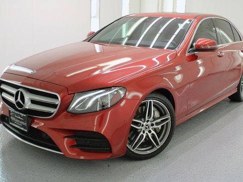 Used 2017 Mercedes-Benz E 300 image 27