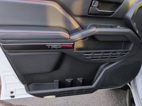 Used 2025 Toyota Tacoma TRD Pro image 10