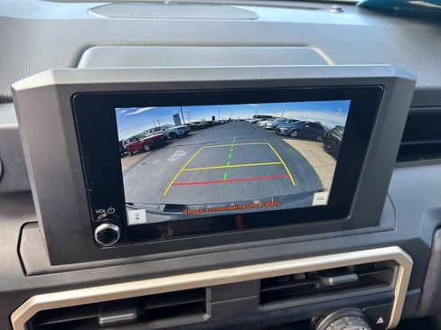 Used 2025 Toyota Tacoma SR w/ SR Upgrade Package image 12