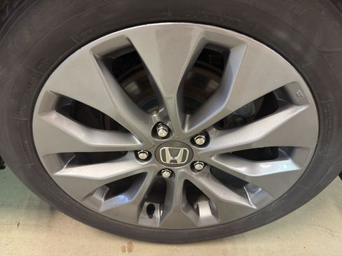 Used 2013 Honda Accord EX-L image 32