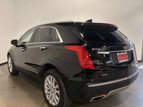 Used 2017 Cadillac XT5 Platinum AWD/4WD image 5