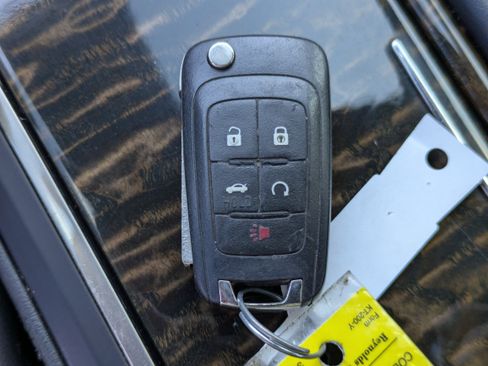 Used 2015 Buick LaCrosse Premium w/ Ultra Luxury Package FWD image 29