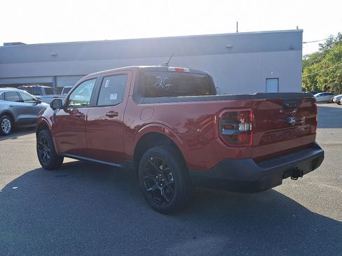 New 2025 Ford Maverick Lariat w/ Black Appearance Package image 5