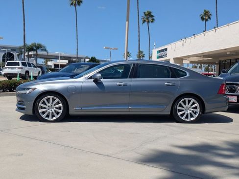 Used 2018 Volvo S90 T8 Inscription w/ Convenience Package AWD/4WD image 9