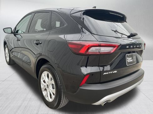 Used 2025 Ford Escape Active FWD image 6
