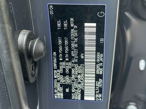 Used 2024 Toyota 4Runner SR5 Premium w/ Moonroof Package image 39