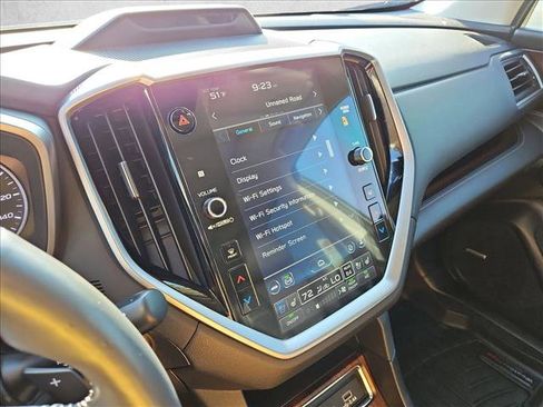 Used 2024 Subaru Ascent Touring image 11