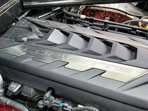 Used 2025 Chevrolet Corvette Stingray Preferred Cpe w/ Z51 Performance Package RWD image 30