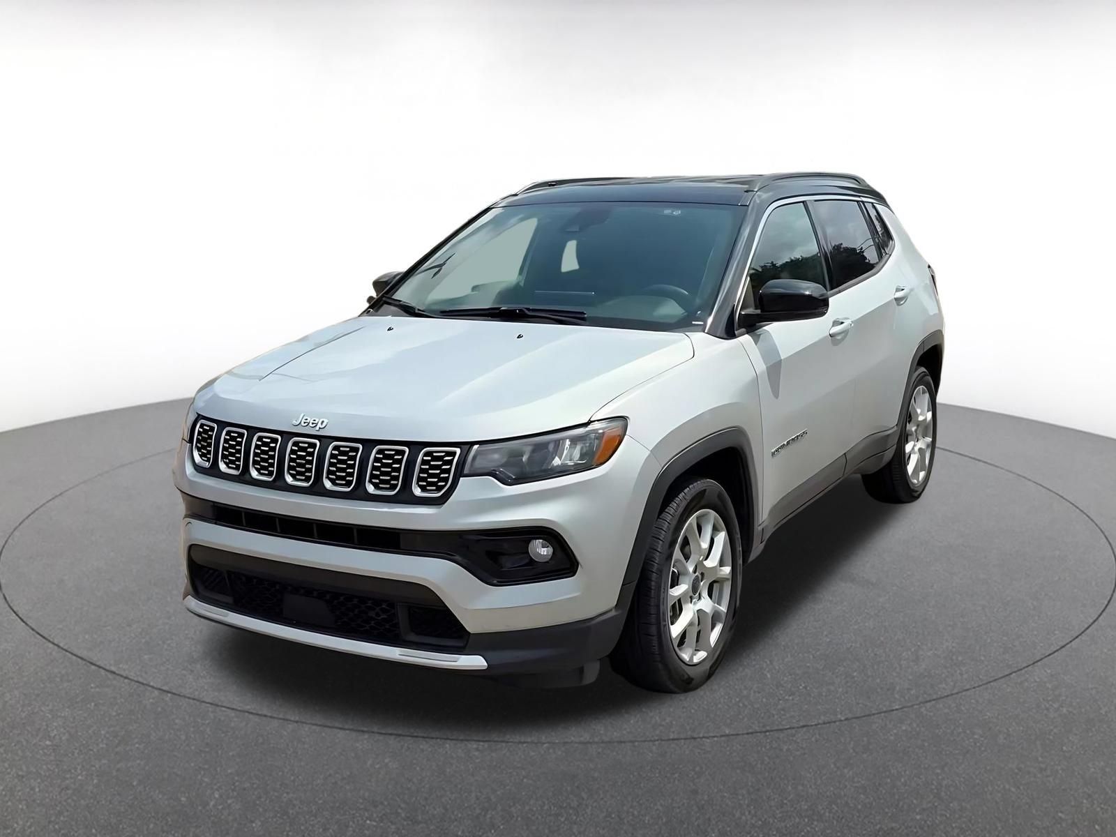 Used 2025 Jeep Compass Limited AWD/4WD image 6