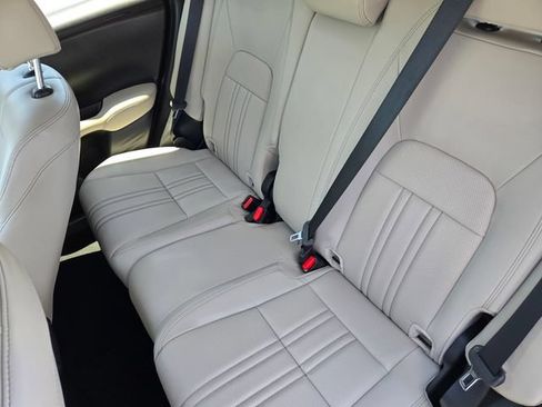 New 2027 Honda HR-V EX-L image 18