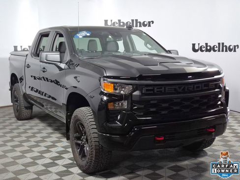 Certified 2025 Chevrolet Silverado 1500 Custom Trail Boss w/ LPO, Dark Essentials Package AWD/4WD image 1