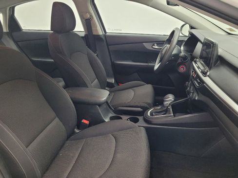 Used 2020 Kia Forte LXS FWD image 21