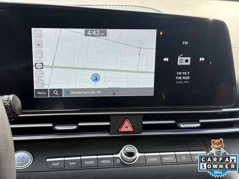 Used 2024 Hyundai Elantra Limited FWD image 13