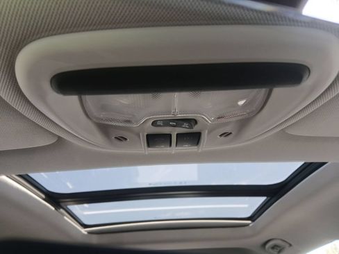 Used 2023 Chevrolet Bolt EUV Premier w/ Sun & Sound Package FWD image 16
