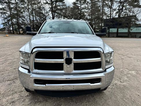Used 2018 RAM 3500 Tradesman w/ Chrome Appearance Group image 3