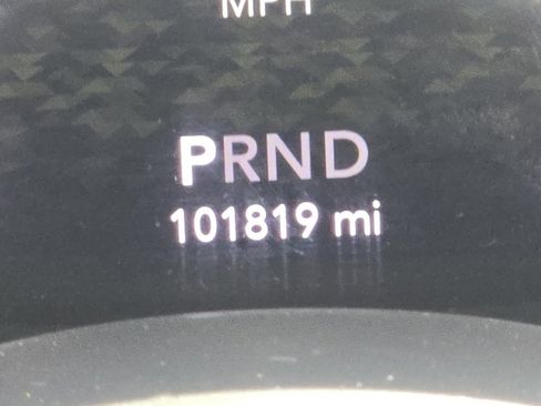 Used 2018 Jeep Wrangler Unlimited Sahara image 31