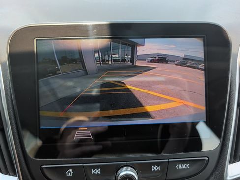 Used 2020 Chevrolet Malibu LT FWD image 14