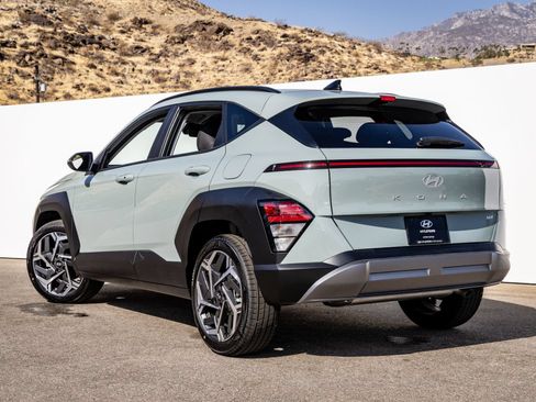 New 2026 Hyundai Kona SEL Premium FWD image 8