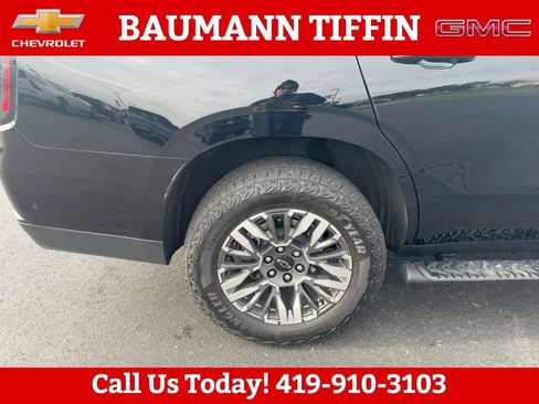 Used 2025 Chevrolet Tahoe Z71 w/ Comfort Package AWD/4WD image 30