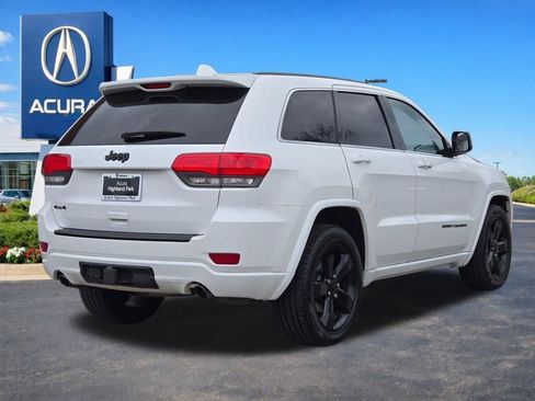 Used 2014 Jeep Grand Cherokee Altitude AWD/4WD image 16