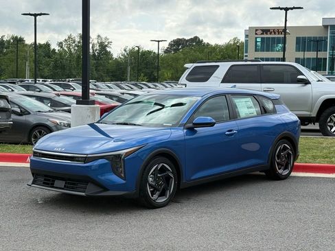 Certified 2026 Kia K4 EX FWD image 3