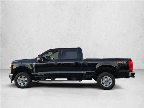 New 2026 Ford F250 XLT w/ FX4 Off-Road Package image 5